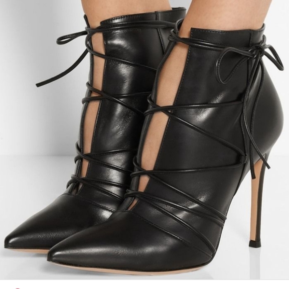 #32 Gianvito Rossi Black Leather Pointy  lace-up booties (heels) Witchy Cool - Picture 2 of 16